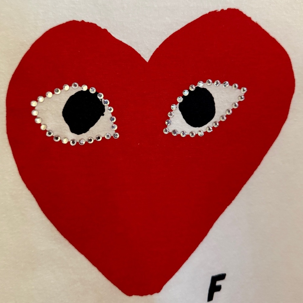 Comme des Garcons PLAY White Tee with Red Heart and Diamond Studded size S